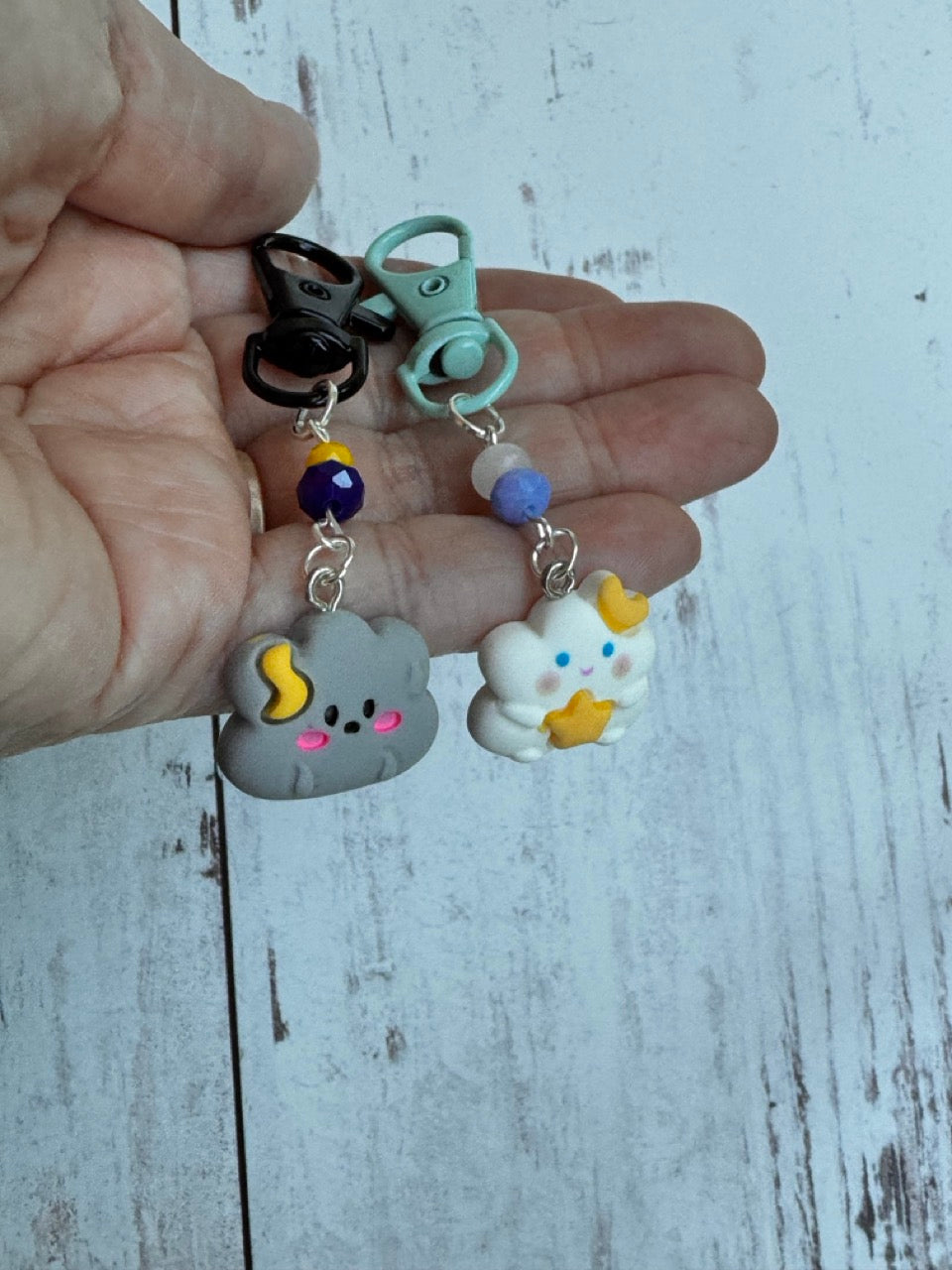 Pair of Resin Cute Cloudy Sky Stitch Markers