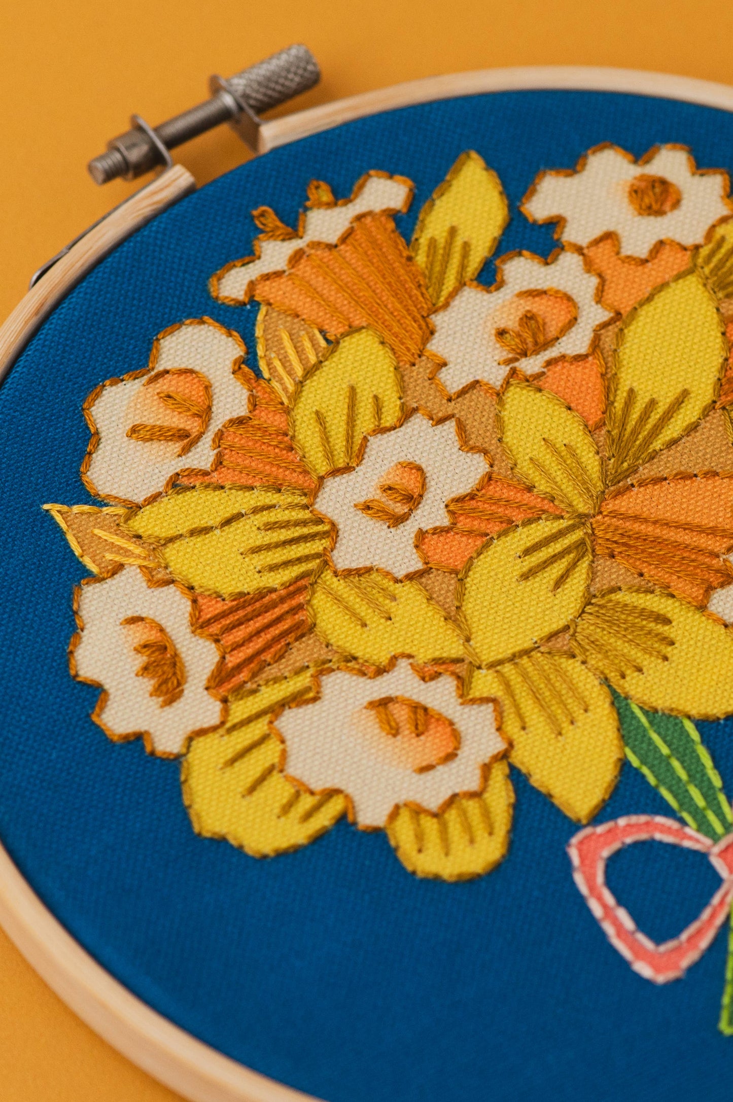 Daffodil Cozy Craft Embroidery Kit