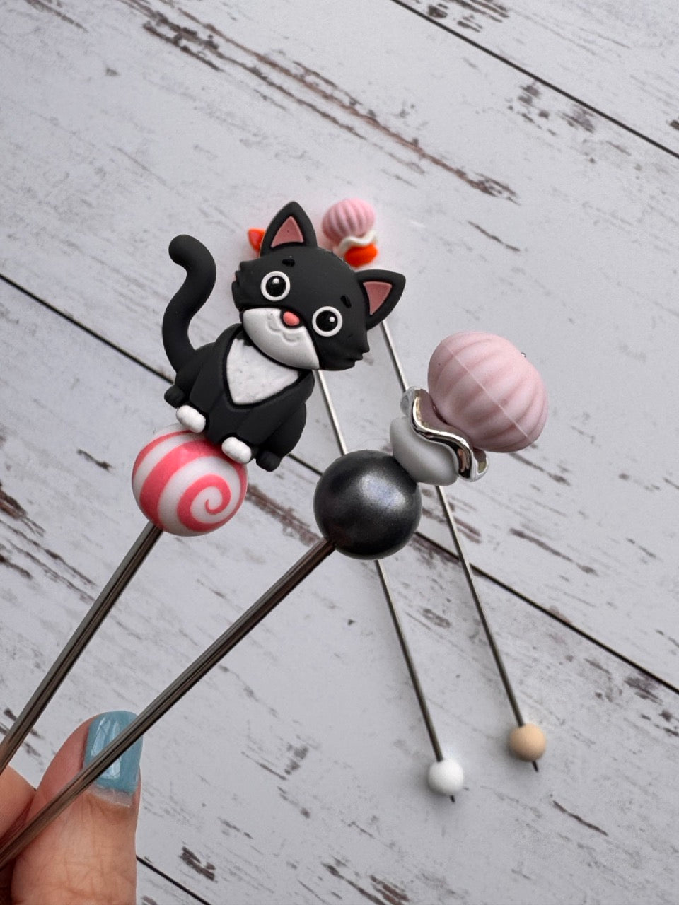 Pair of 3D Cat in ORANGE, BLACK, or GRAY Amigurumi Sewing Sticks