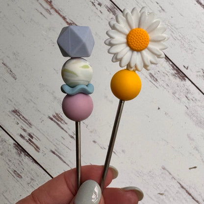 Large Daisy Flower Pair of Amigurumi Sewing Sticks