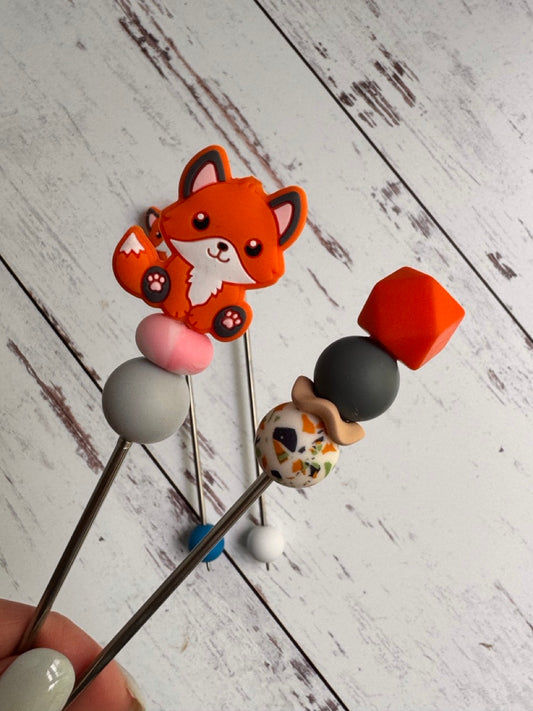 Woodland Fox 2D Pair of Amigurumi Sewing Sticks