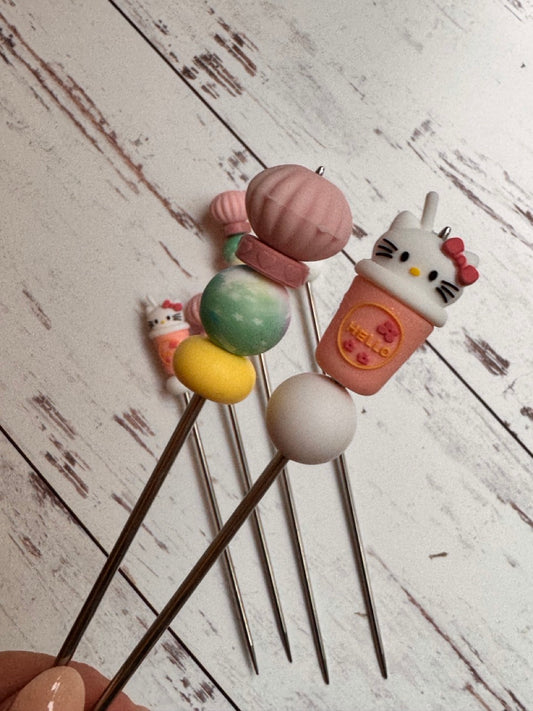 Pair of Cute Kitty Drink Amigurumi Sewing Sticks