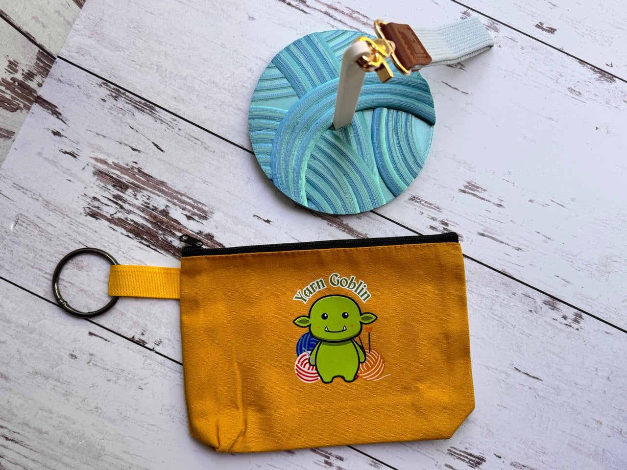 Yarn Ball: Portable Yarn Spinner with Carrying Pouch