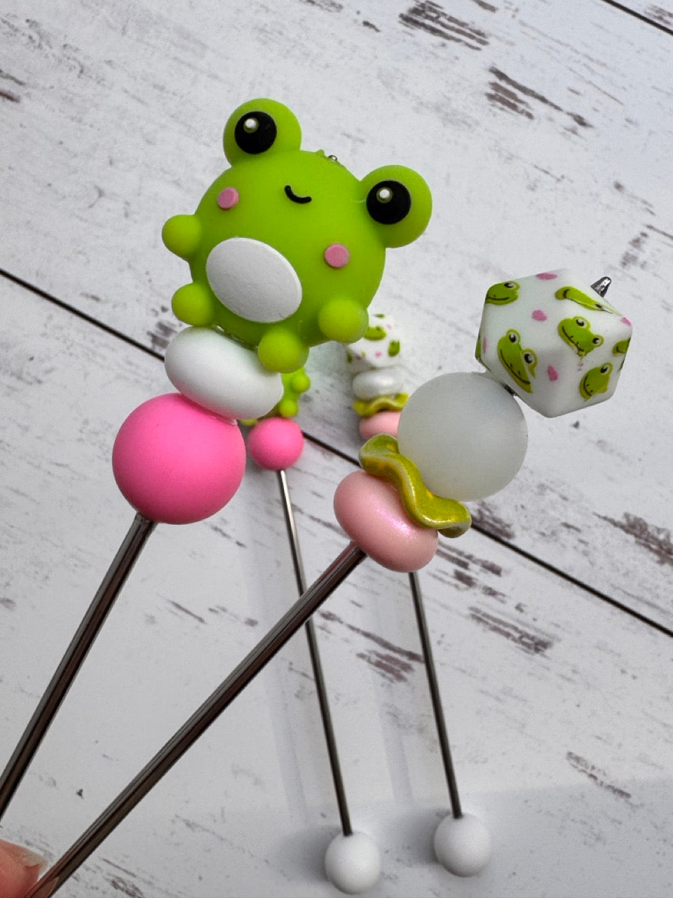 Green Frog Pair of Amigurumi Sewing Sticks