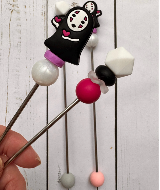 Kaonashi Mask No Face with Heart Spirit Pair of Amigurumi Sewing Sticks