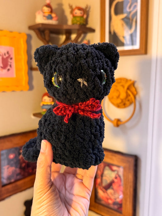 Sitting Kitty: Assorted Colors