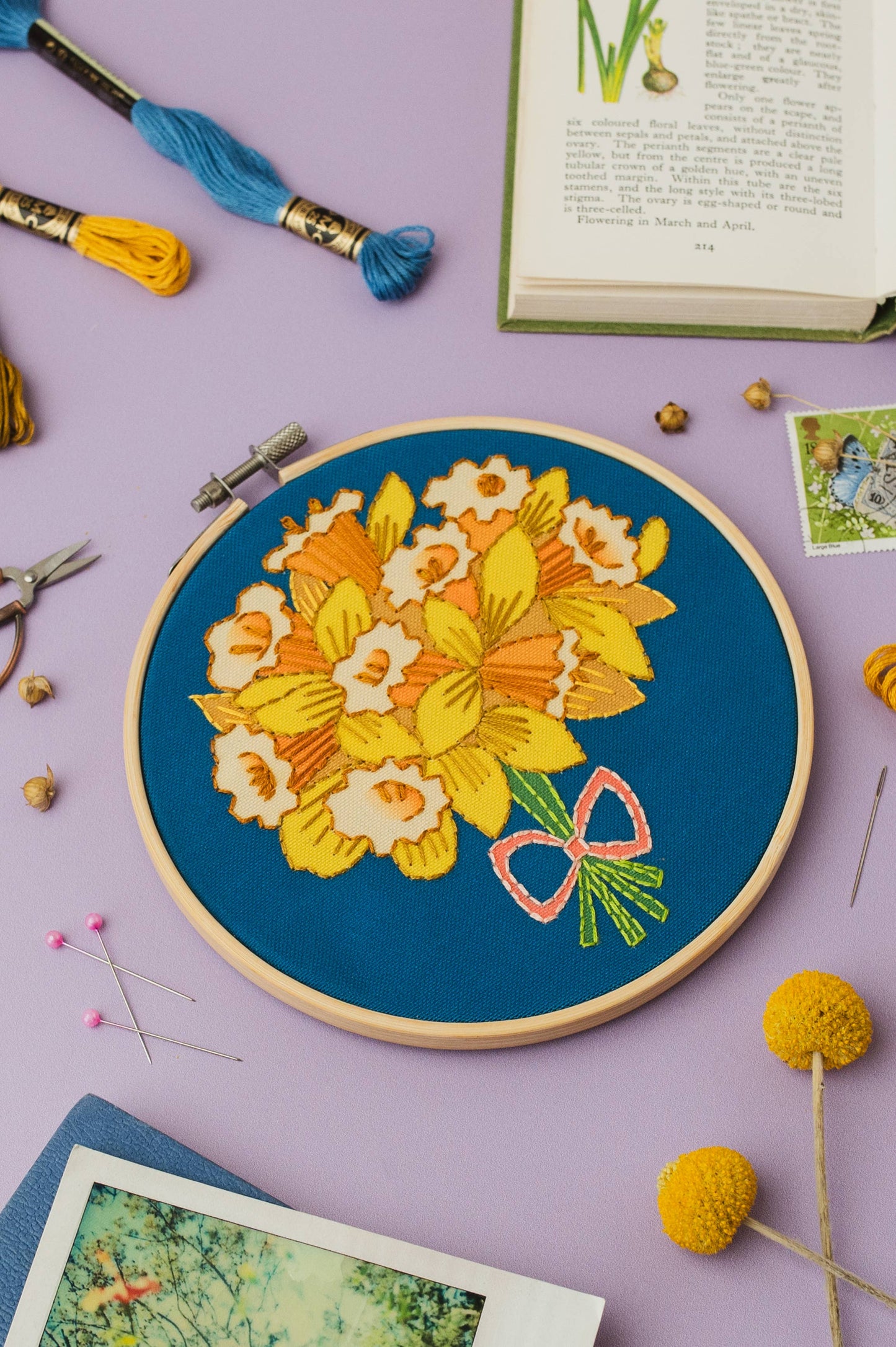 Daffodil Cozy Craft Embroidery Kit
